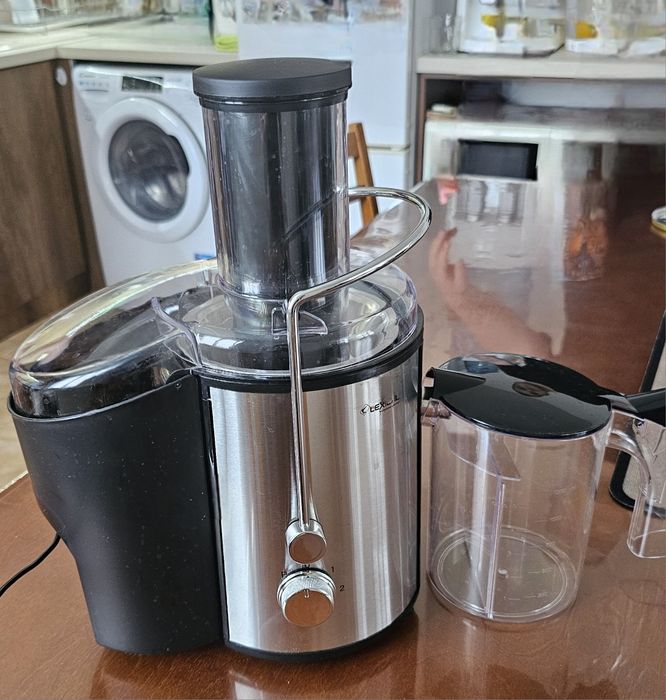 Сокоизтисквачка Lexical