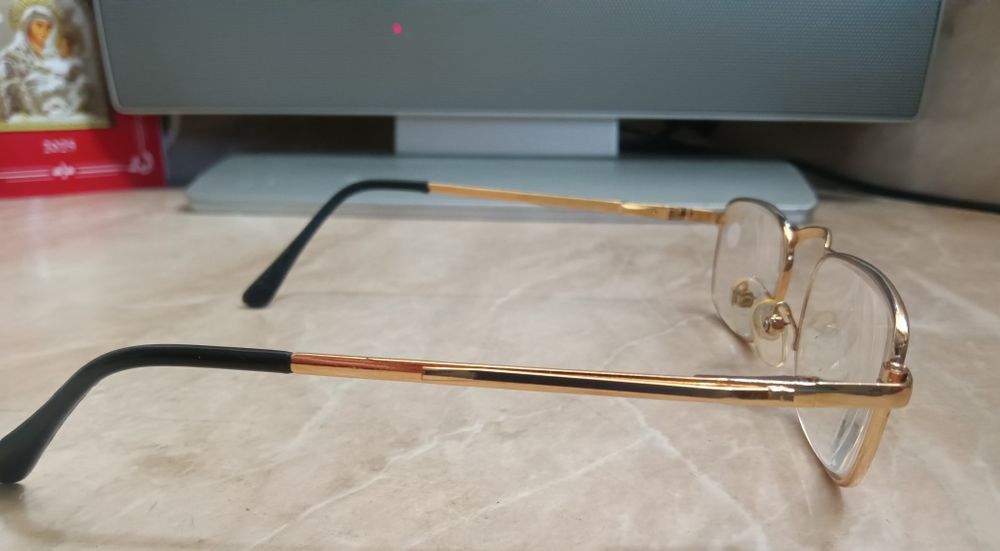 Универсални диоптрични очила с метална рамка