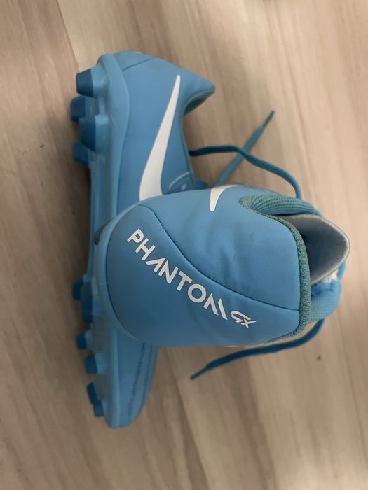 Vand Ghete Fotbal Nike Phamtom GX,marimea 38 sunt noi