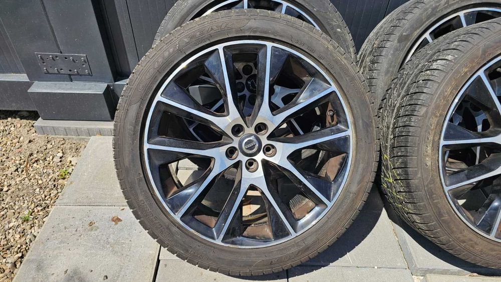 Jante Aliaj VOLVO OEM + Cauciucuri Vara 245 / 45 / R20