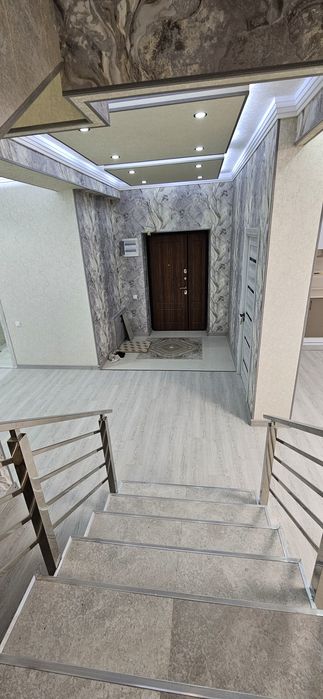 Kvartera sotiladi srochne ajoyib lakatsyada joylashgan