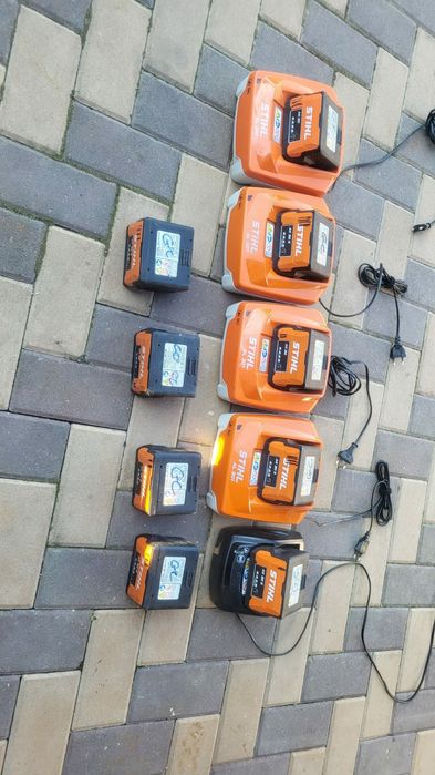 Incarcatoare si baterii profesionale Stihl