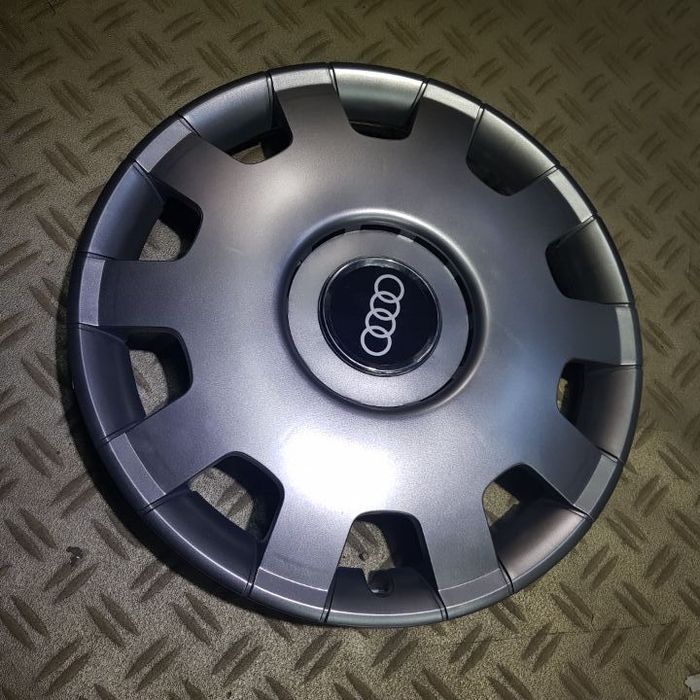 capace roti audi r14  la set de 4 buc ,capace janata aliaj