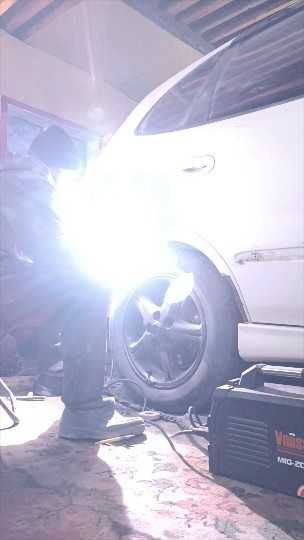 У Жекича в рабочем.