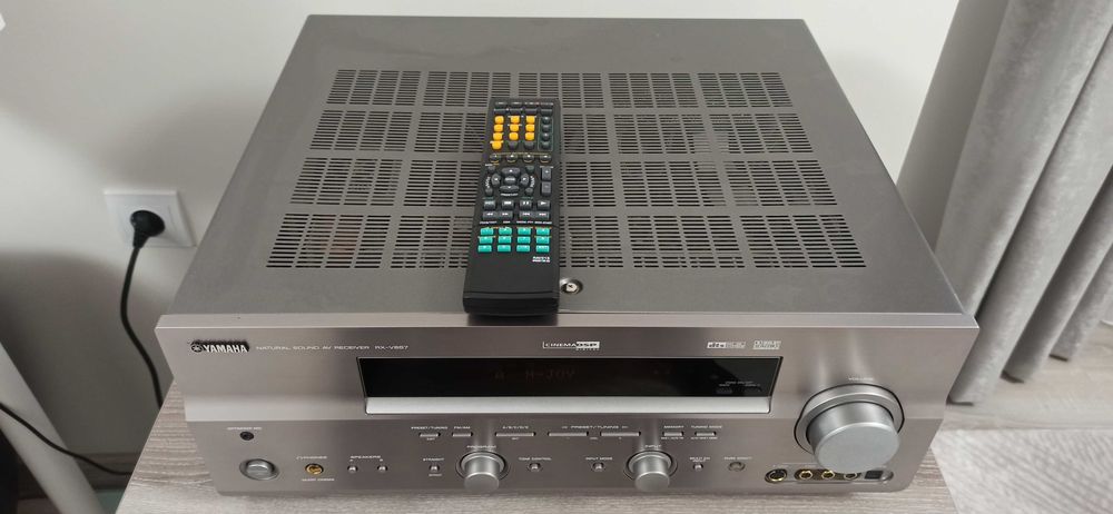 Yamaha RX -V657  7.1 канала дистанционно