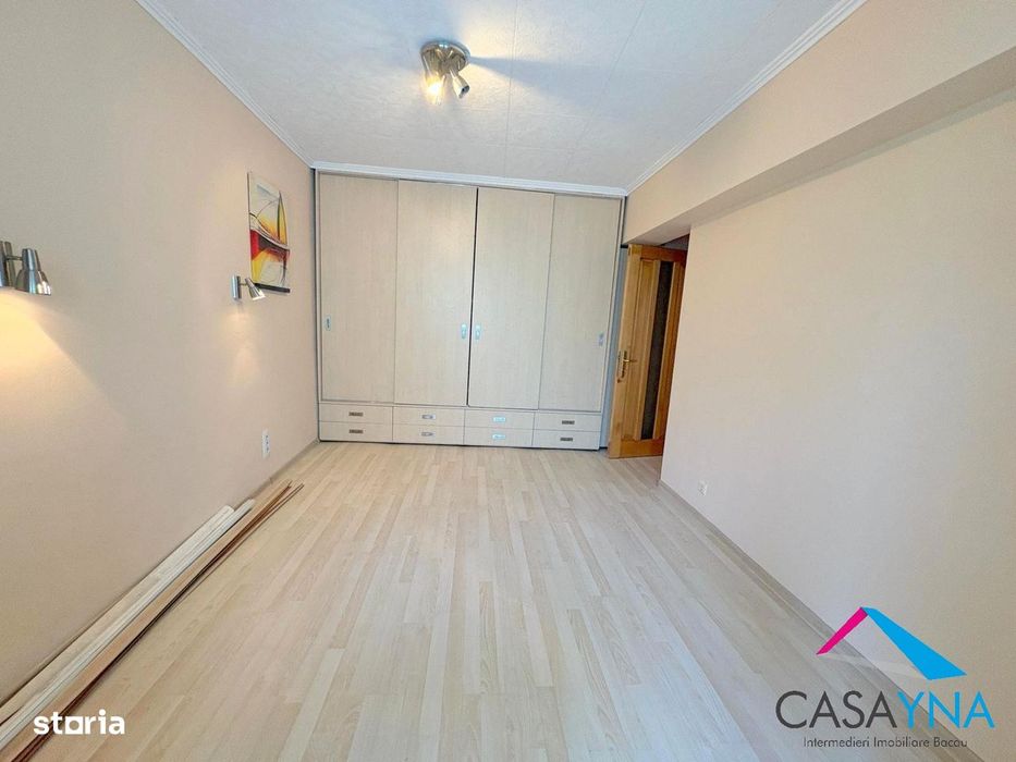 Apartament 3 camere - Pretabil birou/servicii - Strada Stefan cel Mare