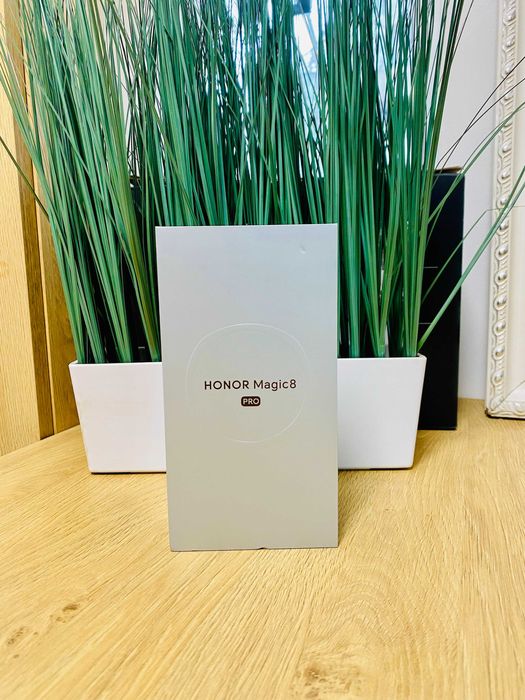 ЧИСТО НОВ ! НЕРАЗПЕЧАТАН ! HONOR Magic 8 Pro, 512GB, Black, 36 М. ГАР.