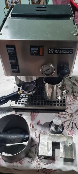 Кофемашина итальянская Rancilio ms. Silva и кофемолка BORK