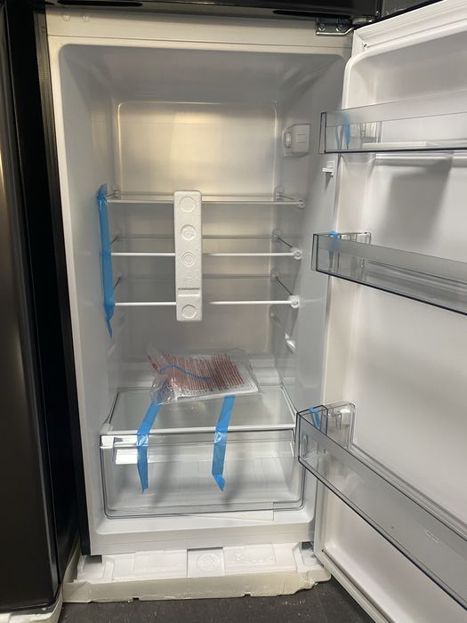 Хладилник Muhler SUF144BE с горна камера