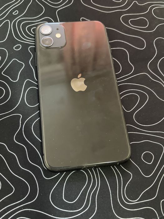Продам айфон 11 64гб