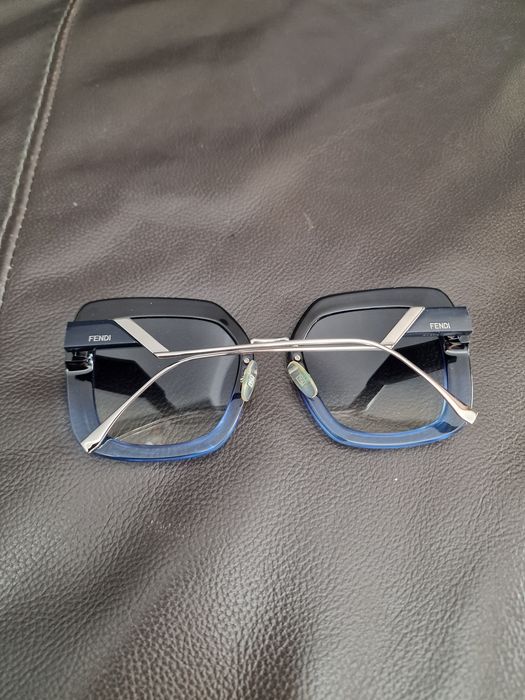 Оригинални слънчеви очила FENDI