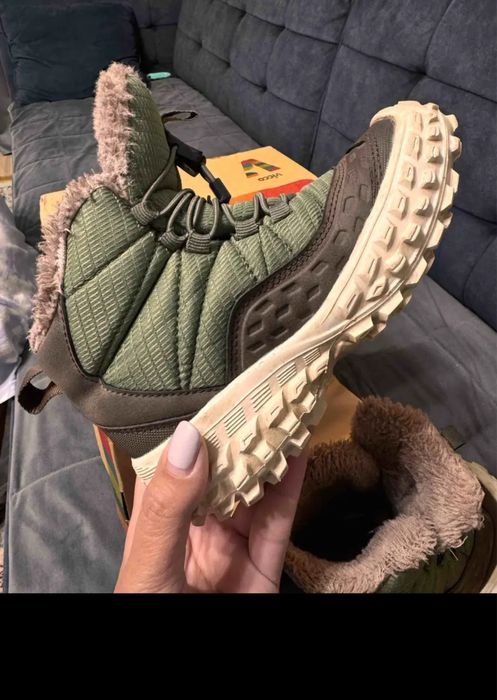 Продам детские ботинки от Vicco