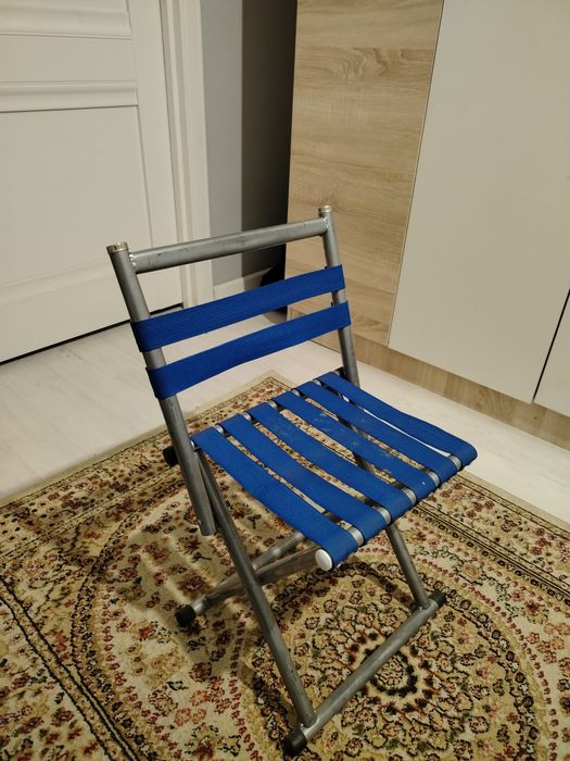 Турестический стул со спинкой