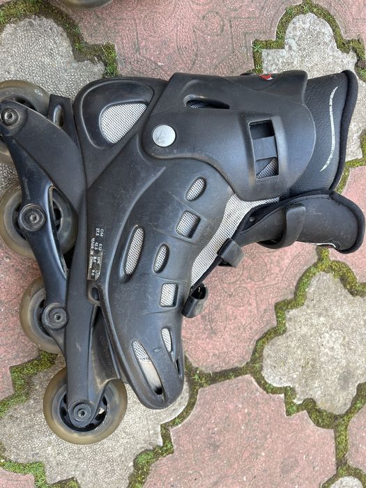 Role Rollerblade 27.5cm  250 ron