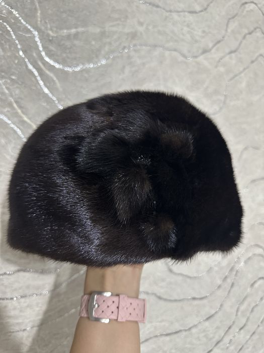 Продам норковые шапки