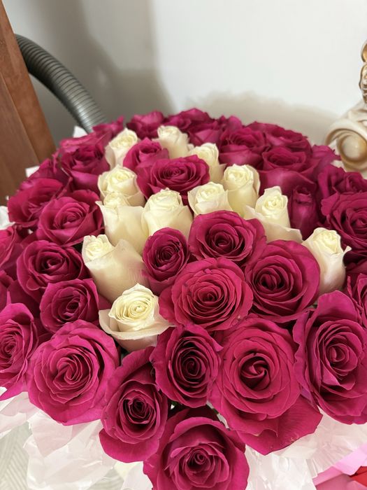 Цветы  ьугін туган кунге акелінген сапасы жаксы ала берсентздер болад