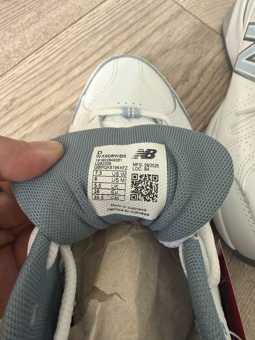 Кроссовки new balance