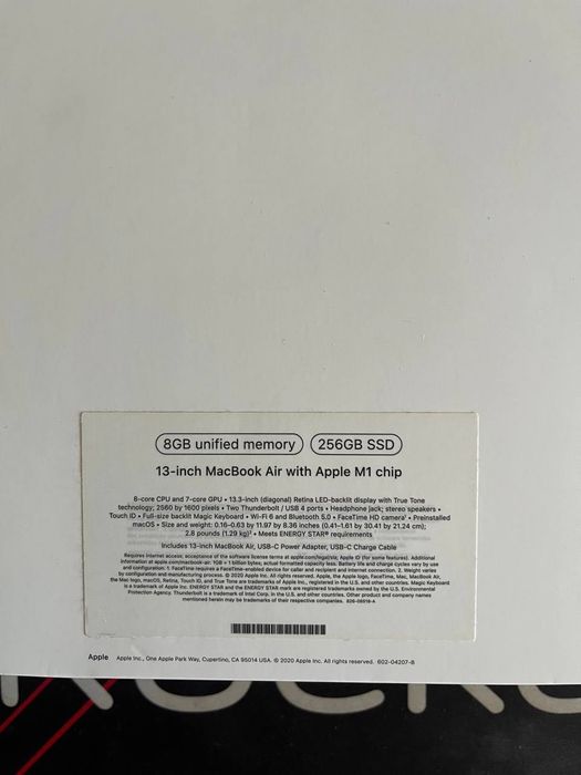 MacBook Air 13 M1 (2020) / 256GB