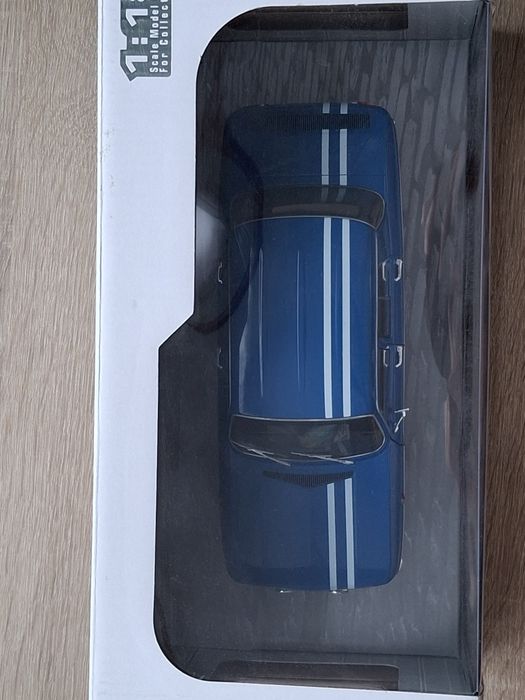 machete 1:18 renault 8 / citroen ds,oltcit ,aro