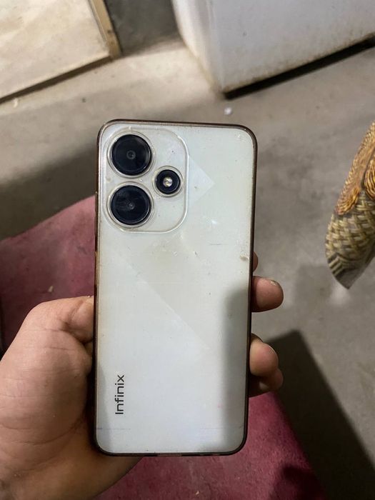 Infinix hot 30 i sotiladi srochna
