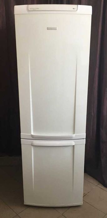 Electrolux холодильник