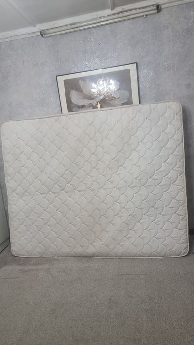 Продаётся матрас