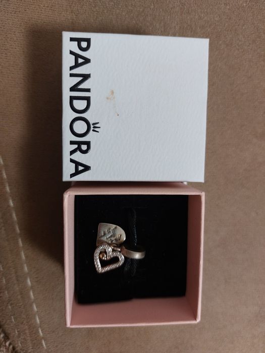 Висулки на PANDORA