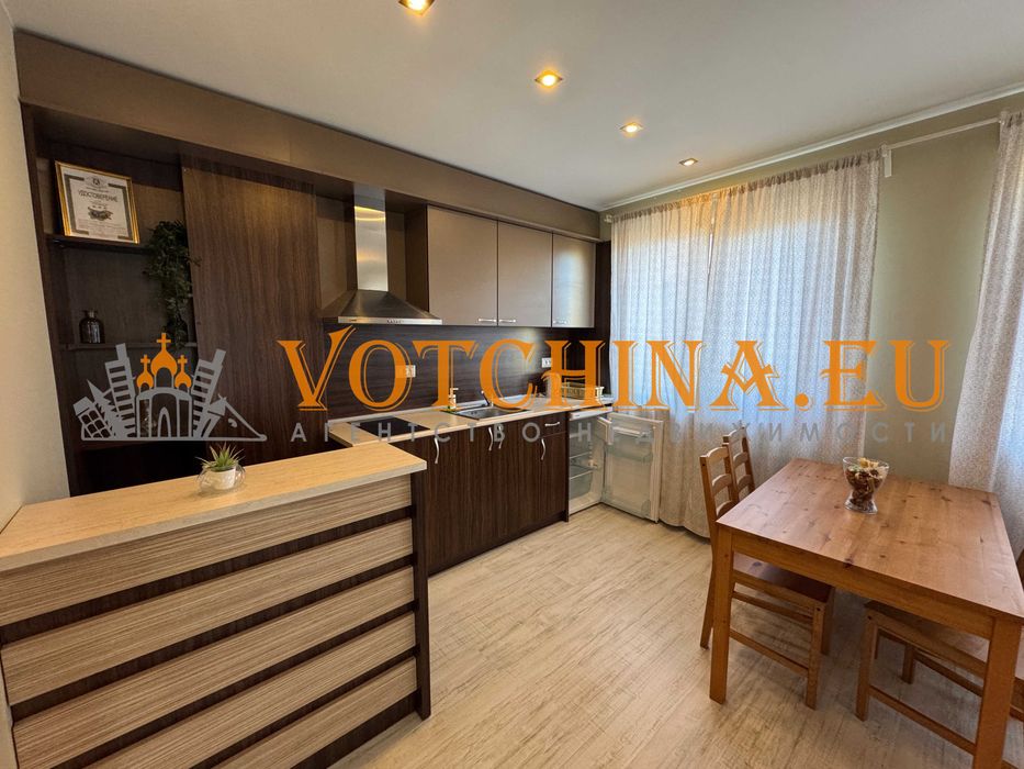 Просторен апартамент в комплекс Простор с гледки и балкони в Каварна