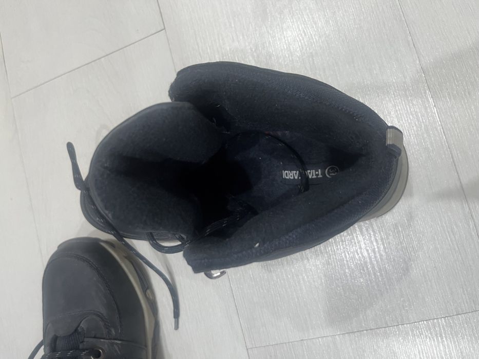 Продам осень- зима обувь