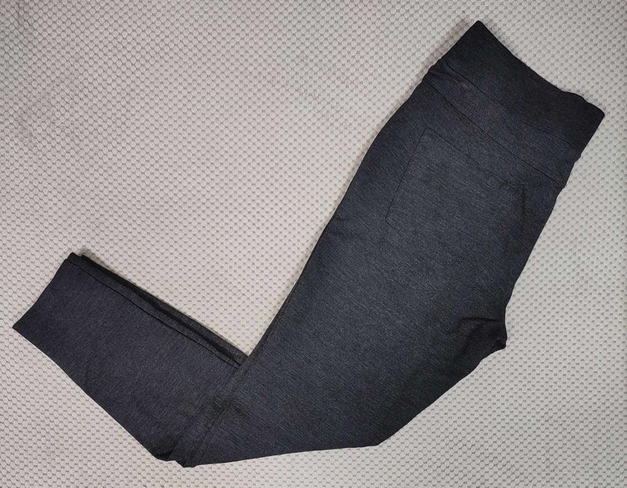 Продавам Горнища и долнища