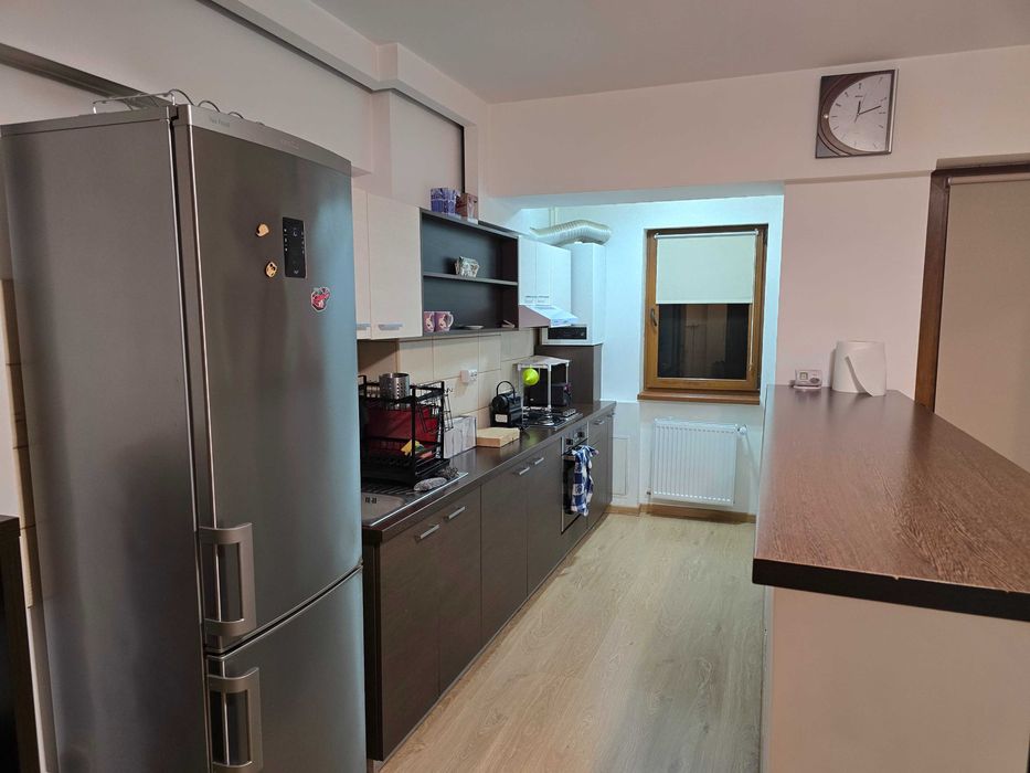 Inchiriere apartament 2 camere cu centrală - 54 mp utili + balcon 6 mp