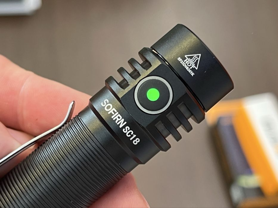 Sofirn SC18 мощен компактен фенер