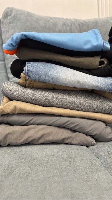 Все за 10 000 тенге.