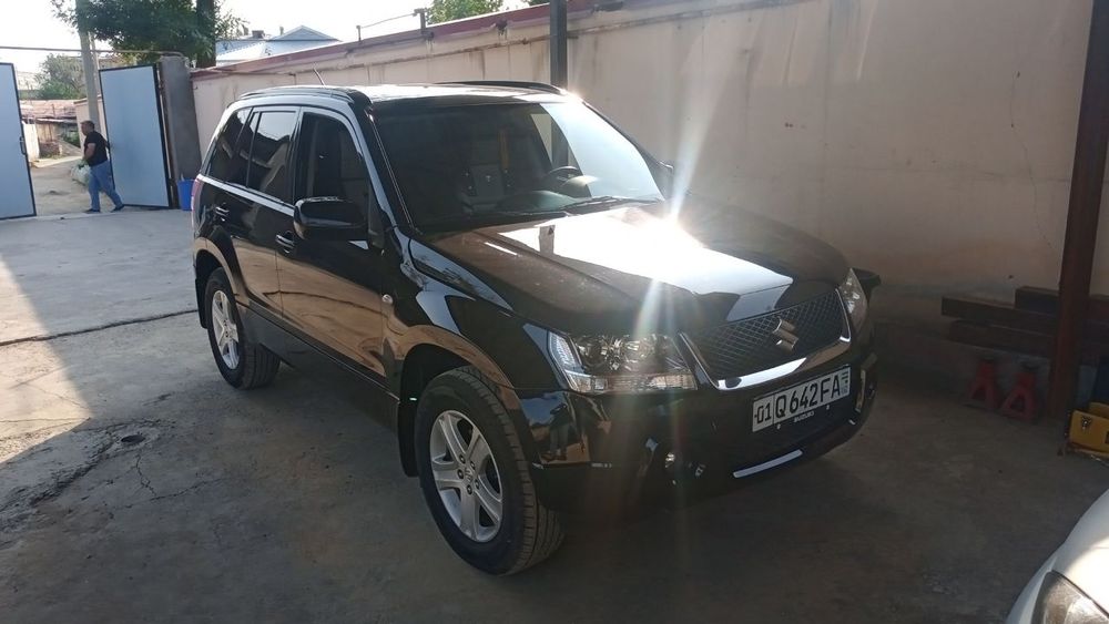 Продам автомобиль Suzuki Grand Vitara