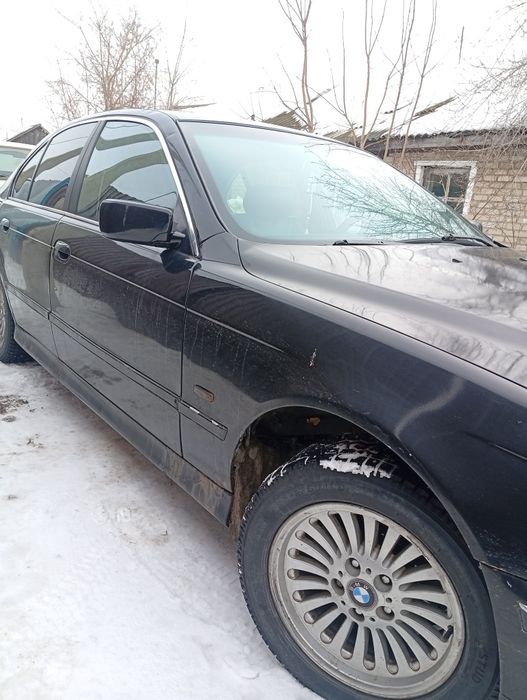 БМВ е39 на полном ходу!