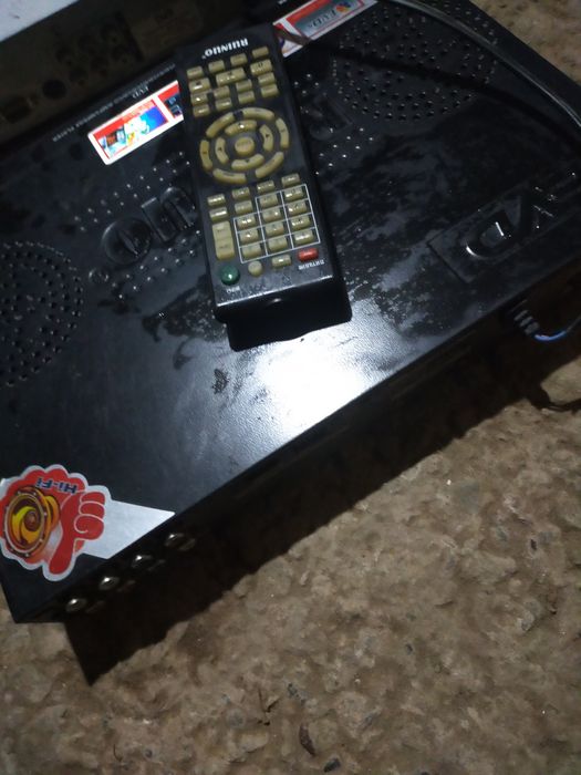 Продается Двд, самбуфер от комютера, радио, тюнер от парабалки