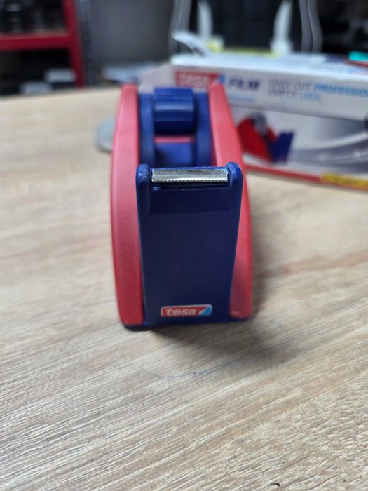 Tesa Easy Cut® Dispenser profesional pentru scotch la birou