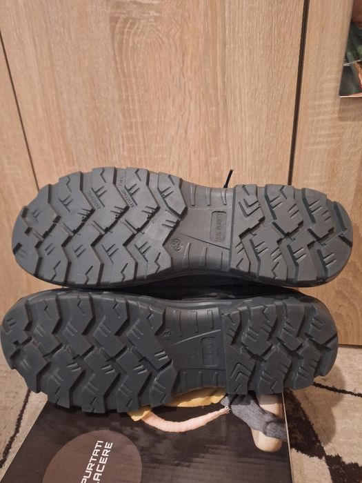 Bocanci de protecție