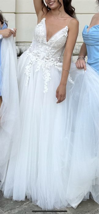 Сватбена рокля на Atelier Sposa мината през химическо