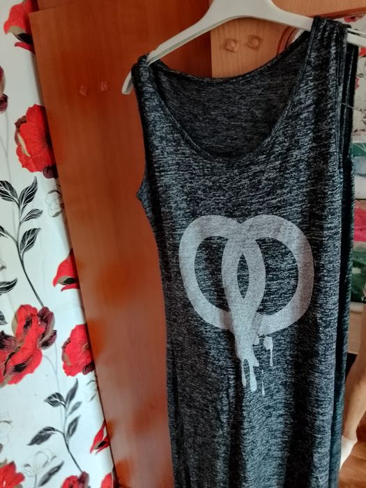 Vând 7 rochițe purtate o singura data