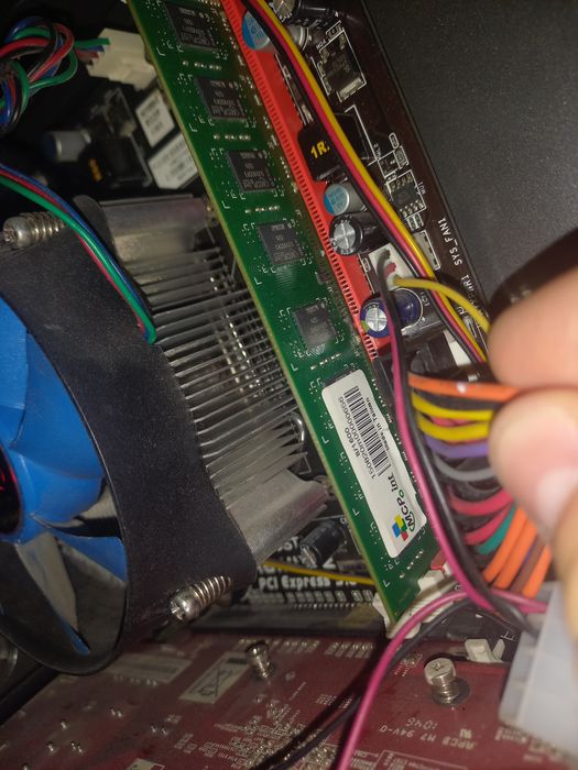 компьютер для работы и еетребовательных игр