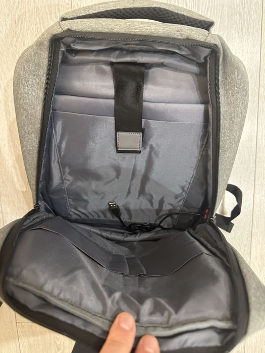 Раница с отделение за