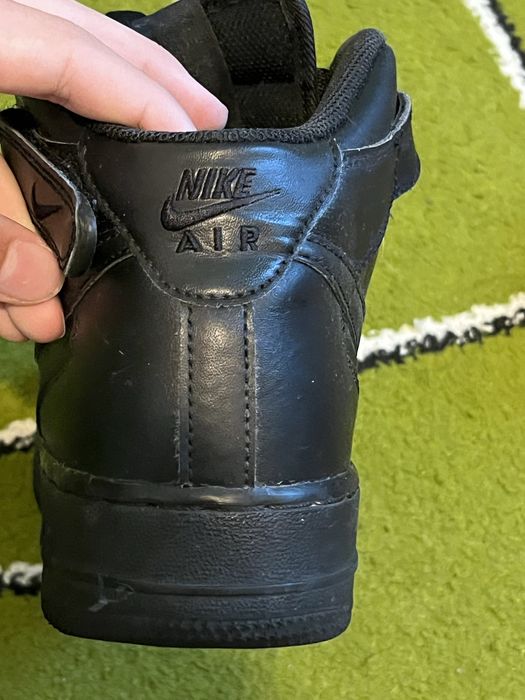 Nike Air Force 1 Mid Black