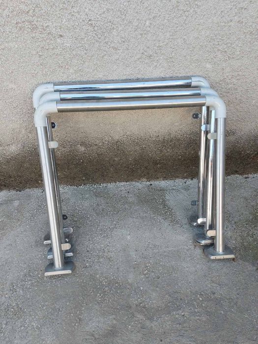 Парапет стойка от хром никел