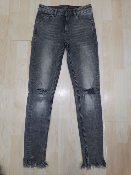 Дамски дънки и клинове XS, S,