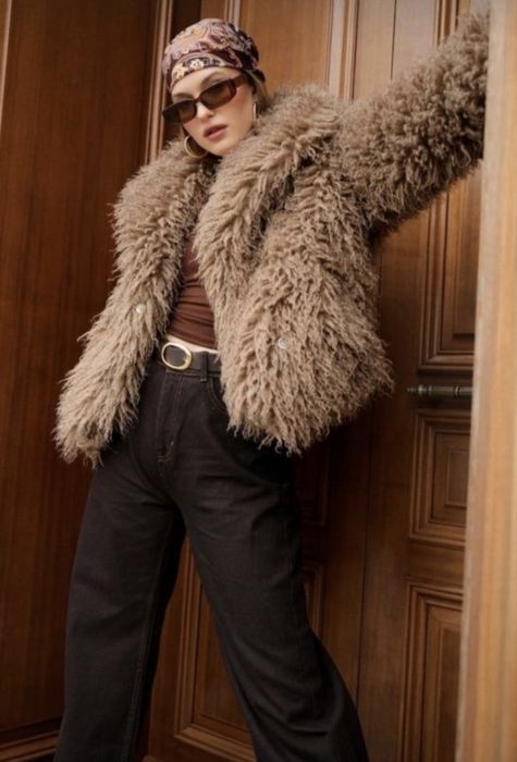 Кафяво пухено яке