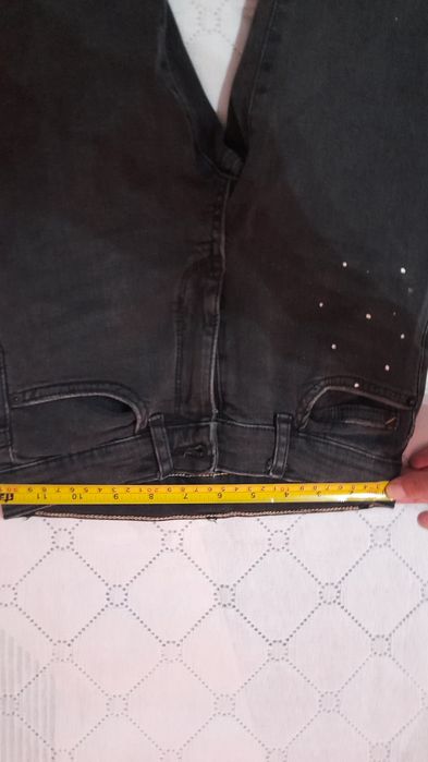 Детски дънки на Zara за 10г.