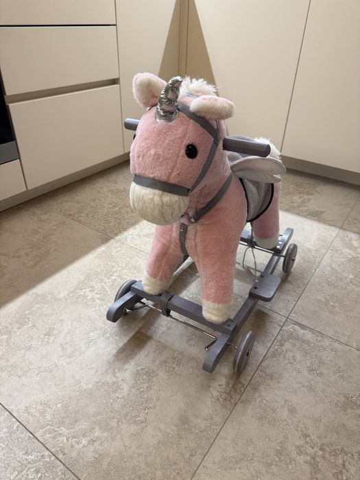 Конче люлка с колела Chipolino розов еднорог