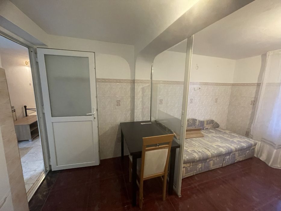 De închiriat apartament cu 1 cameră la casă – Utvin