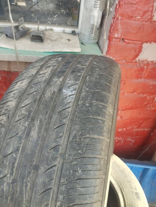 Продам хорошо шина